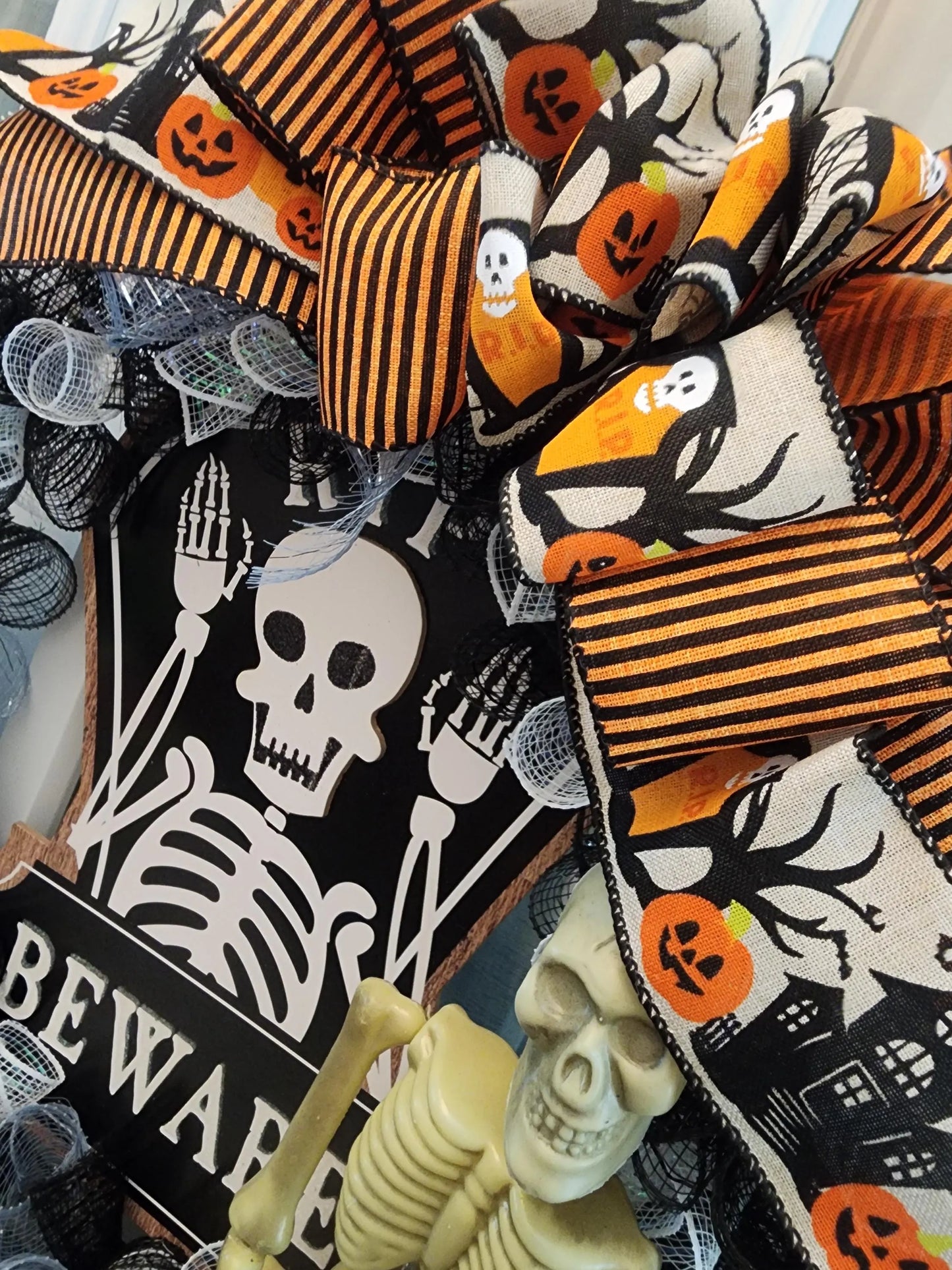 Halloween Skeleton Wreath