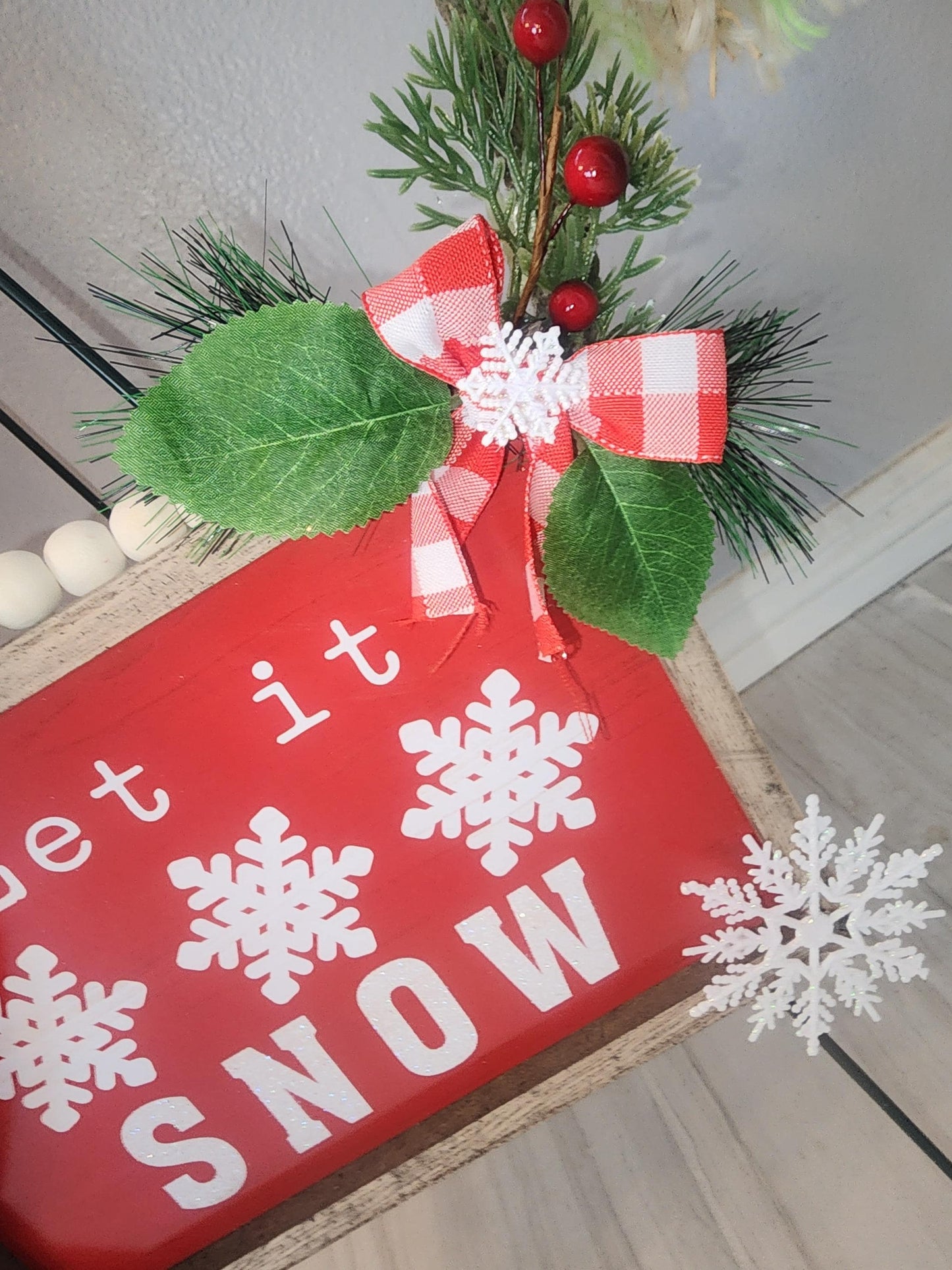 Country "Let It Snow" Lasso Rope Wreath